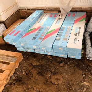 Bespoke packing frame protecting a large mirror — London packing materials & service